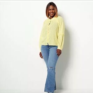 Candace Cameron Bure Women's Petite Pants 28 WP Pacific Denim Flare Blue A488181